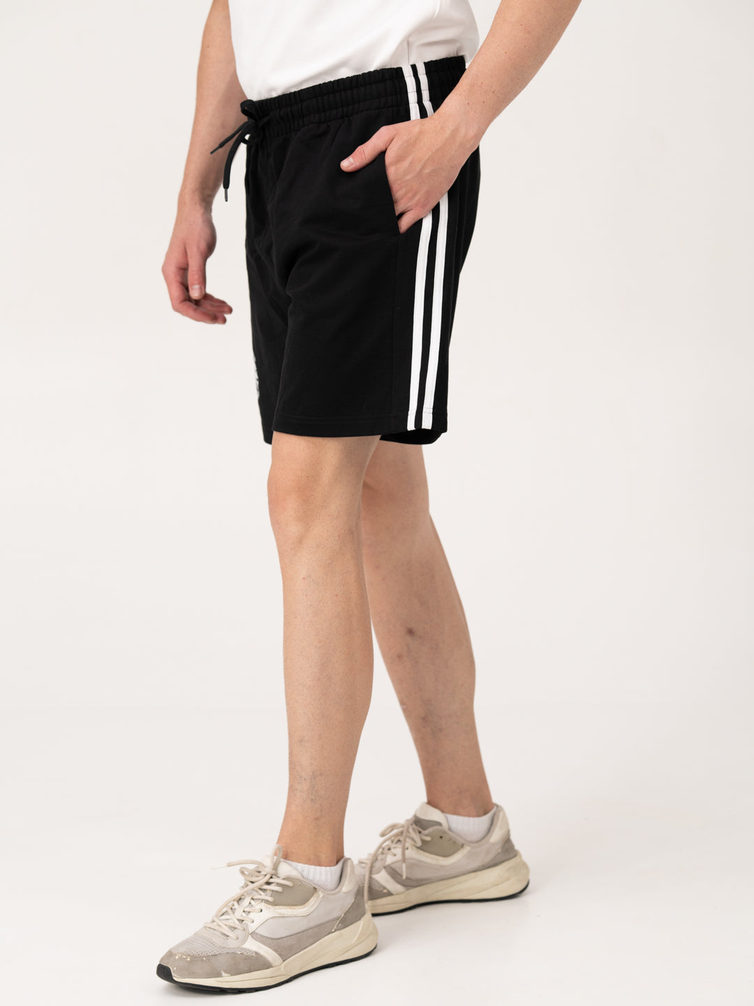 Men's 2 Side Stripes Shorts
